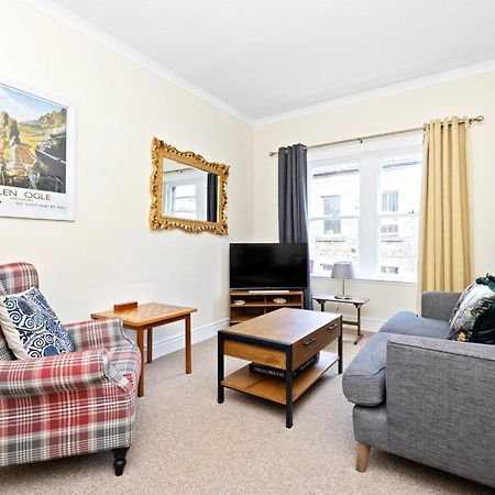 Апартаменты Joivy Modern Flat On Rose Street Эдинбург Экстерьер фото