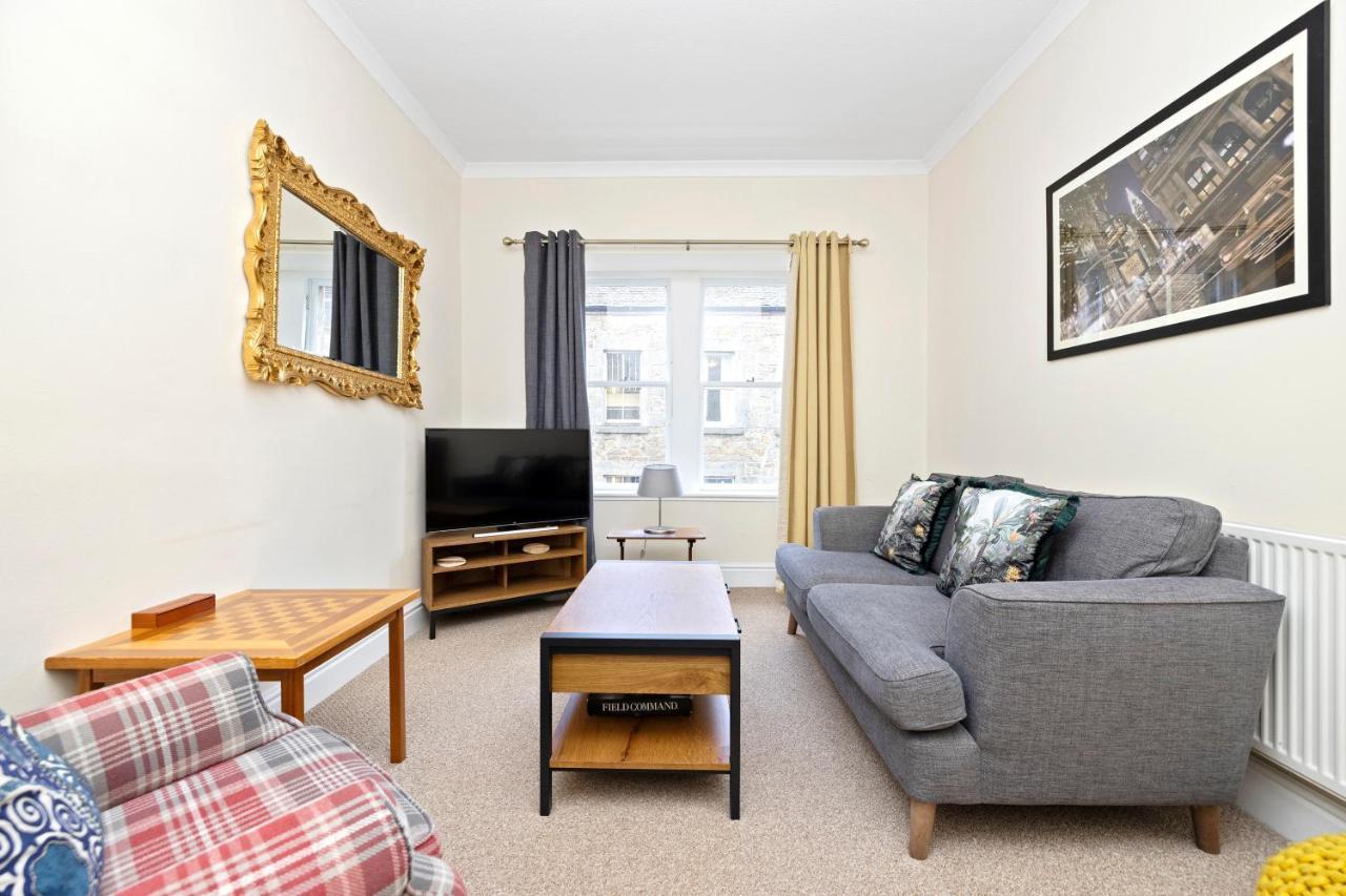 Апартаменты Joivy Modern Flat On Rose Street Эдинбург Экстерьер фото