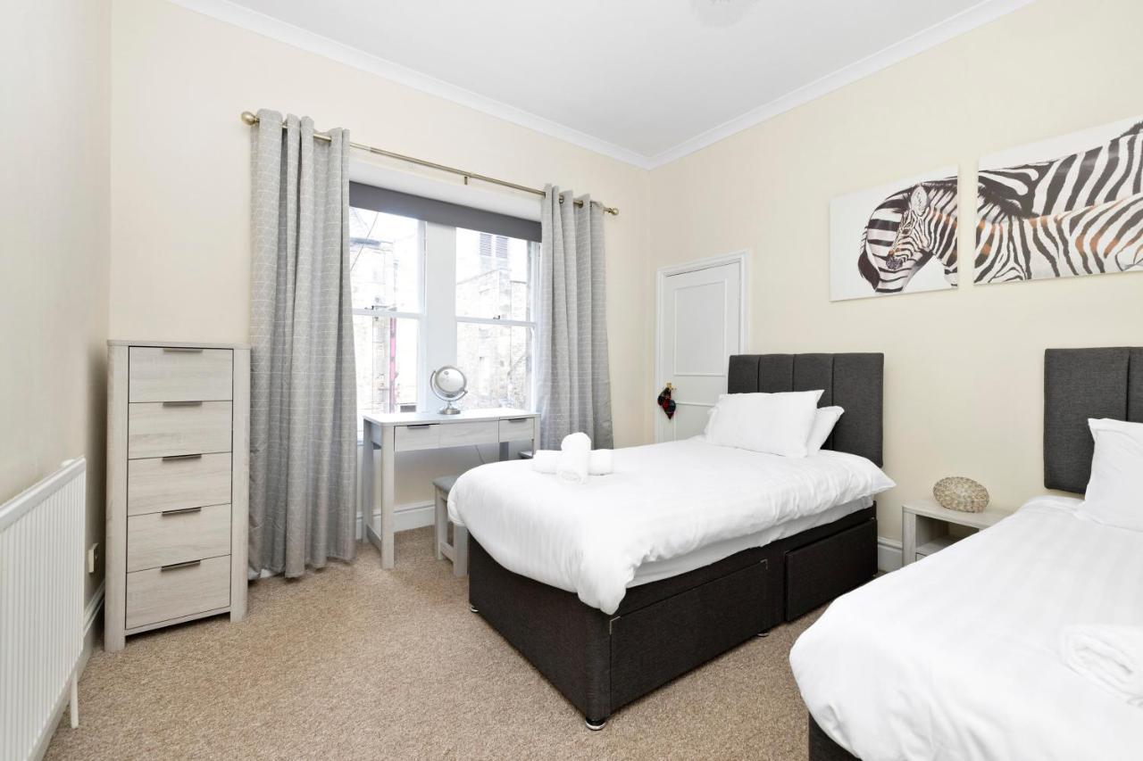Апартаменты Joivy Modern Flat On Rose Street Эдинбург Экстерьер фото